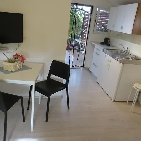 Local Family A1 Apartman