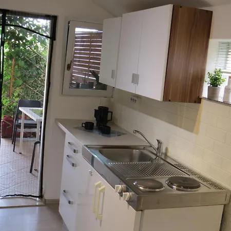 Local Family A1 Apartman