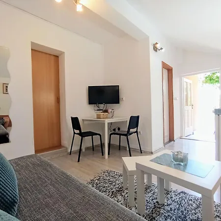 Local Family A1 Apartman